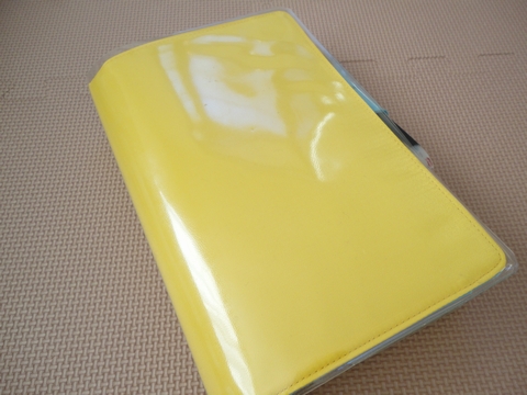 育児日記にほぼ日手帳を使っています。